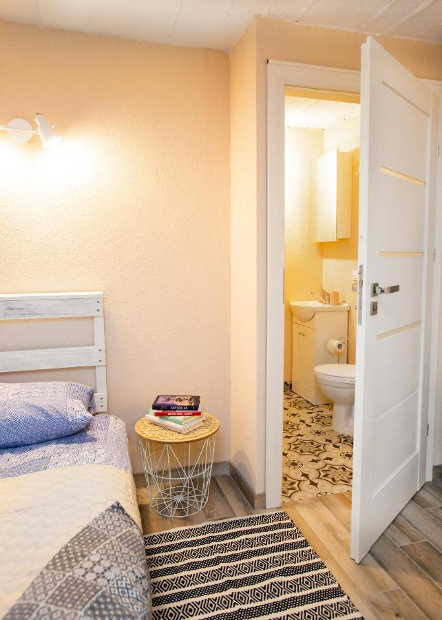 Apartment In Garage With Free Parking Kaunas Bagian luar foto