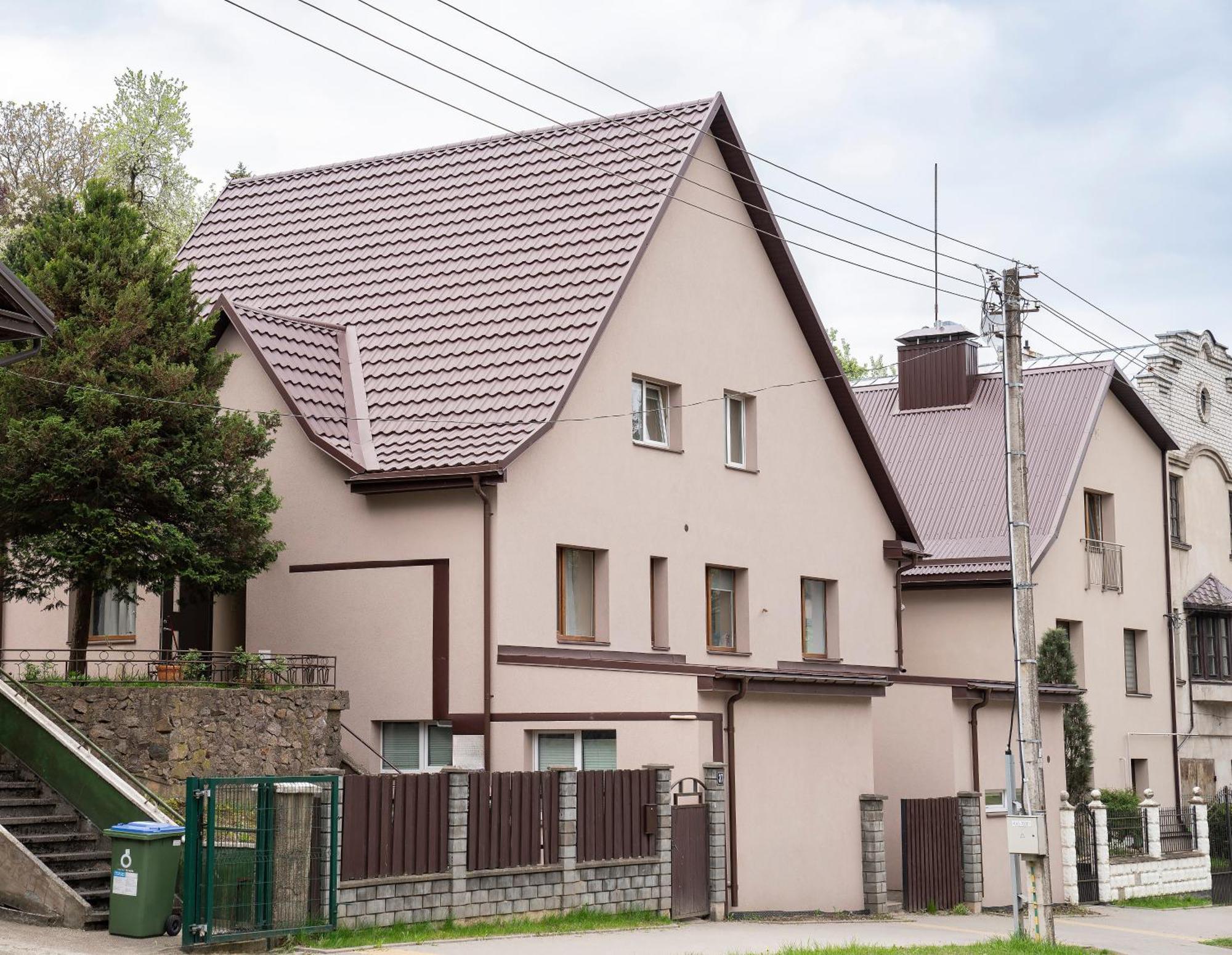 Apartment In Garage With Free Parking Kaunas Bagian luar foto